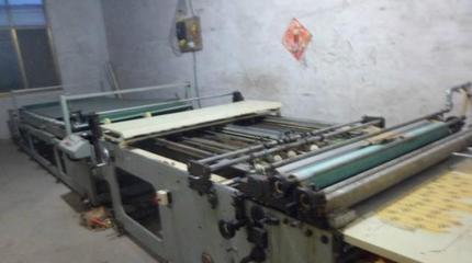 山東閑置印刷設(shè)備處理_工廠更新設(shè)備處理半自動(dòng)貼面機(jī)_山東閑置資產(chǎn)處理_Feijiu網(wǎng)(中國(guó)廢舊物資網(wǎng))